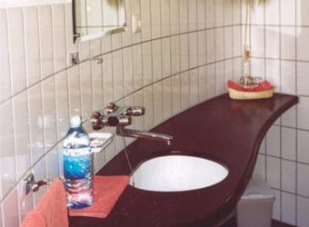 Speke Bay Lodge