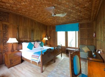 Deluxe suite, Sukoon Houseboat