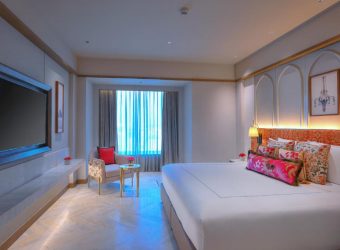 Deluxe suite (Taj Mahal)