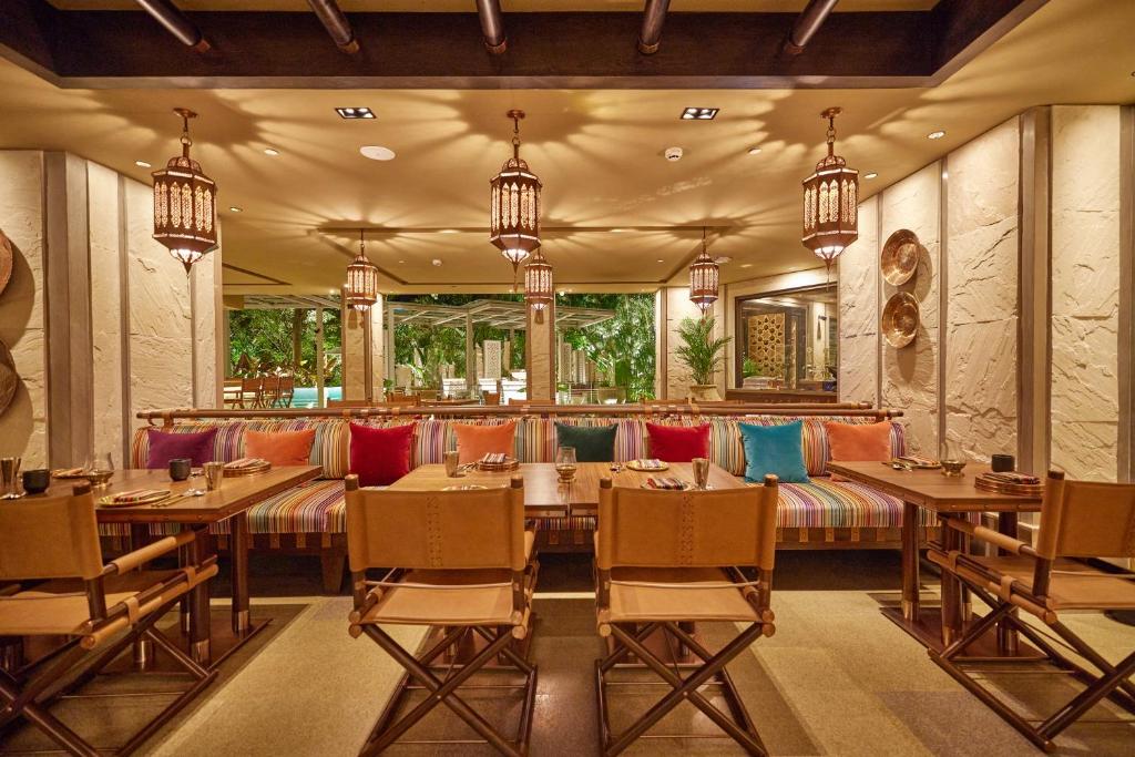 Loya Restaurant