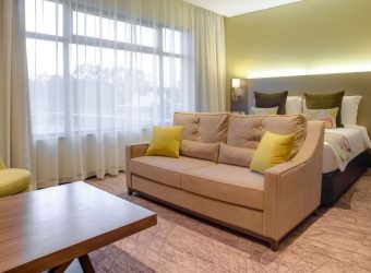 Junior suite, Tamarind Tree Hotel
