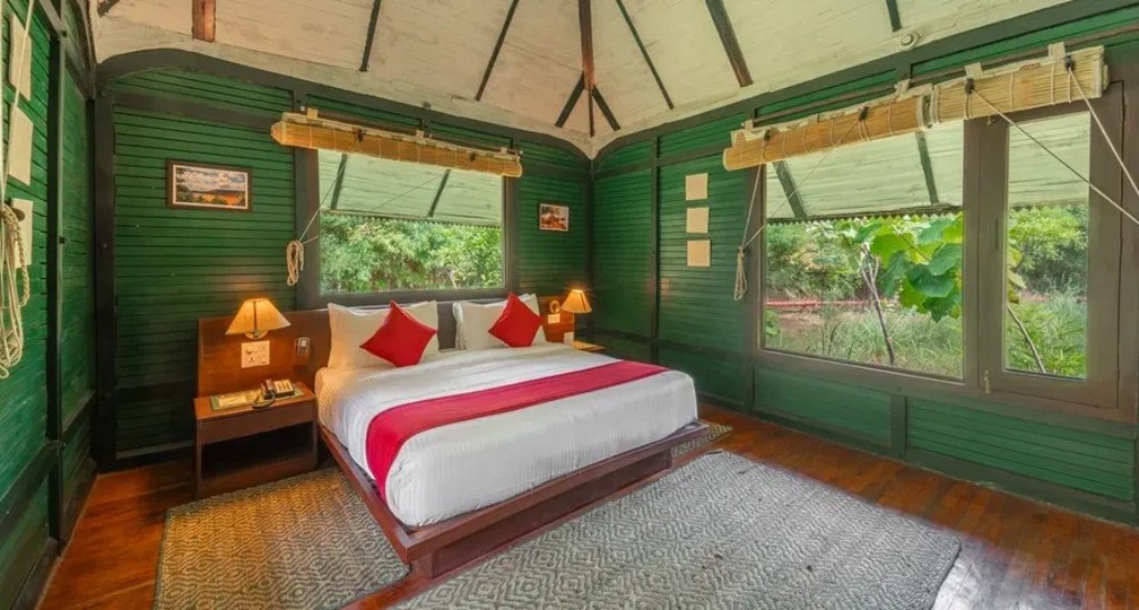 Luxe hut, Tendu Leaf Jungle Resort