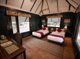 Luxe hut, Tendu Leaf Jungle Resort