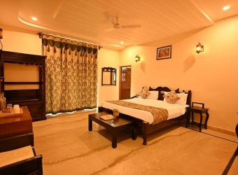 The Shergarh Resort Deluxe kamer, The Shergarh Resort