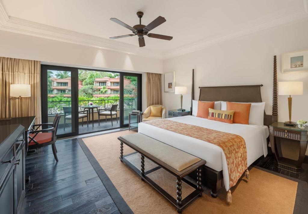 Lagune Superierukamer, The St. Regis Goa Resort