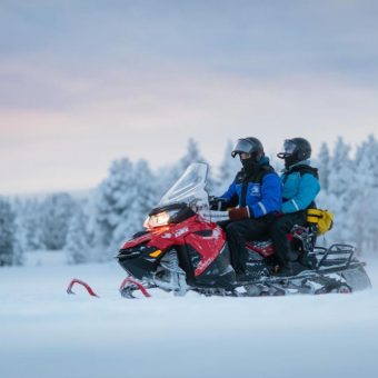 Sneeuwscootersafari