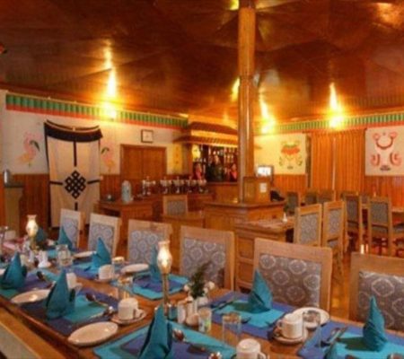 YMH Thame Lodge Thame Diner