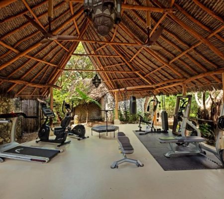 Fitness White sand villas