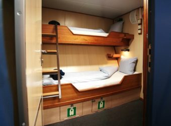 2-pers binnenhut, Rembrandt van Rijn