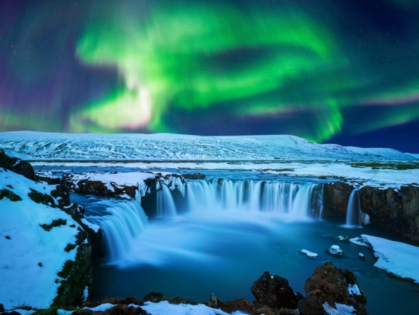 Noorderlicht, Winter IJsland - Shutterstock Luxe Noorderlicht winter IJsland