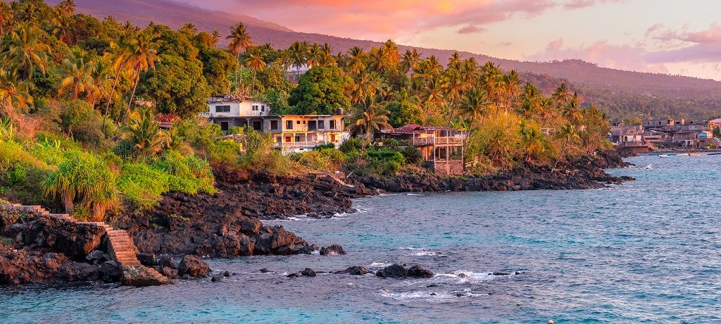 Sunset, Comoren - Shutterstock