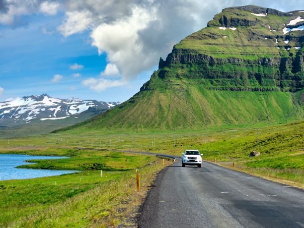 Fly drive, noord IJsland - Shutterstock