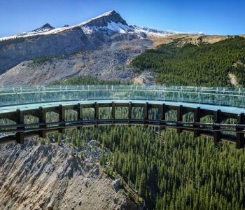 Sunwapta, Icefields Parkway, Canada - Shutterstock Sunwapta, Icefields Parkway