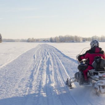 Sneeuwscooter safari