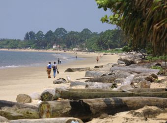 Strand Libreville,Gabon, activiteiten van Gabon