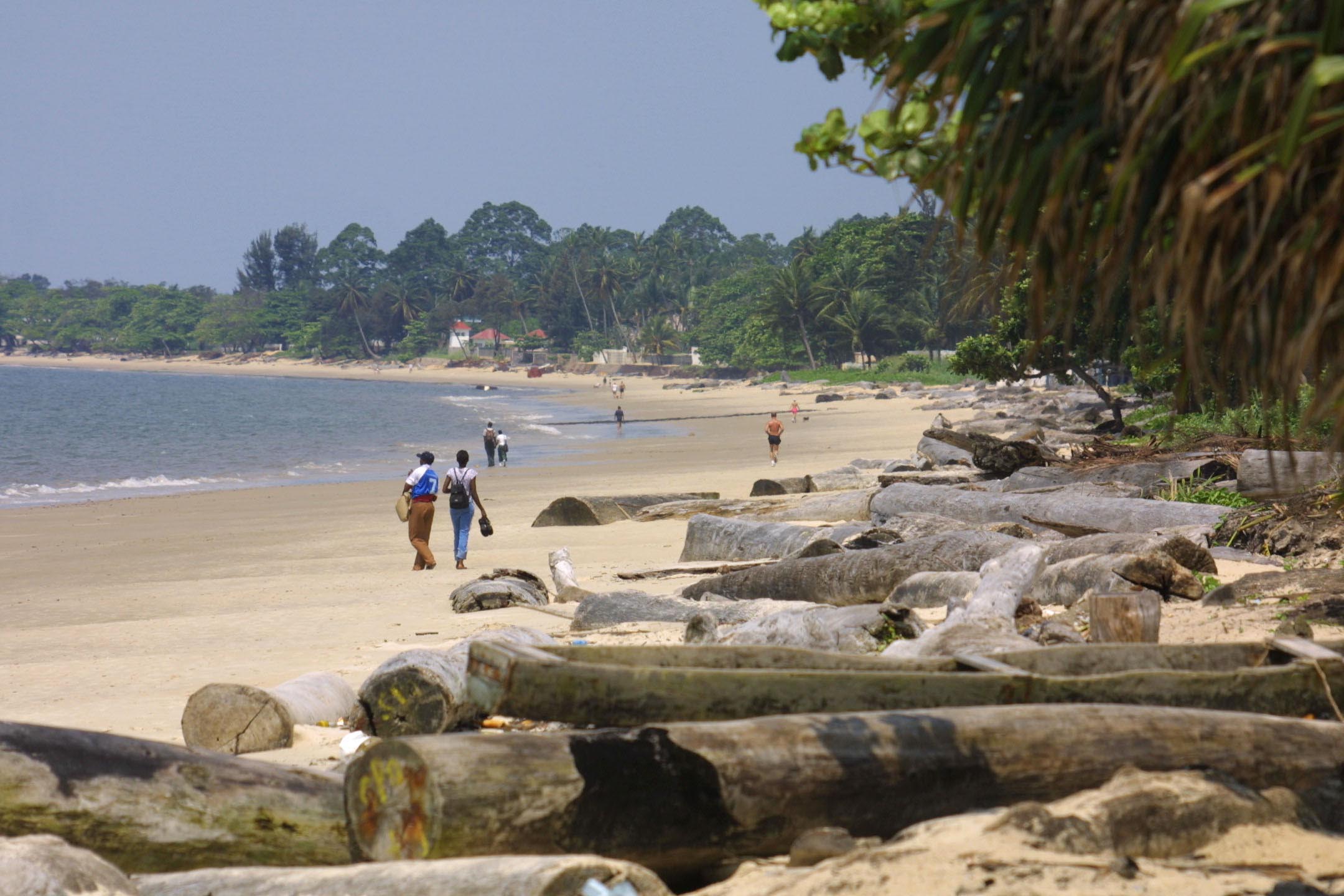 Strand Libreville,Gabon, activiteiten van Gabon